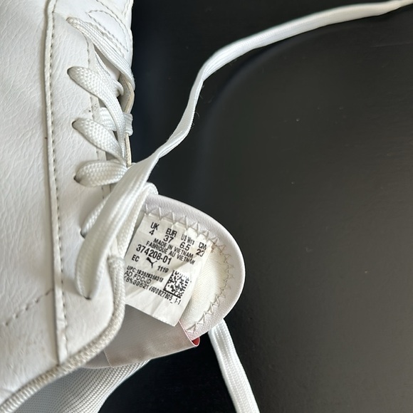 Puma Rose Gold Sneakers Sz 6.5 - Picture 7 of 7